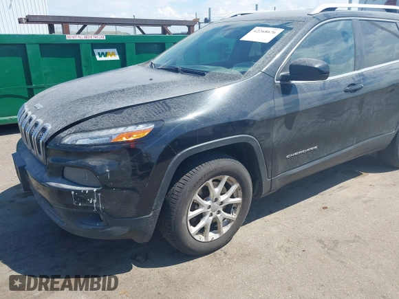 2015 Jeep Cherokee Latitude with VIN 1C4PJMCS3FW545440, listed as a IAAI auction lot 42268676 with 197,192 mi miles and . Bid and sale history available at DreamBid. Image 6.