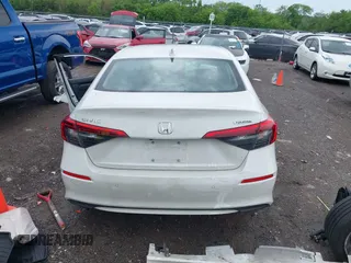 2024 Honda Civic Touring z VIN 2HGFE1F93RH341247, wystawiony jako IAAI lot #42102894 z przebiegiem Nie podano mil oraz . Historia ofert i sprzedaży dostępna na DreamBid. Obrazek 16.