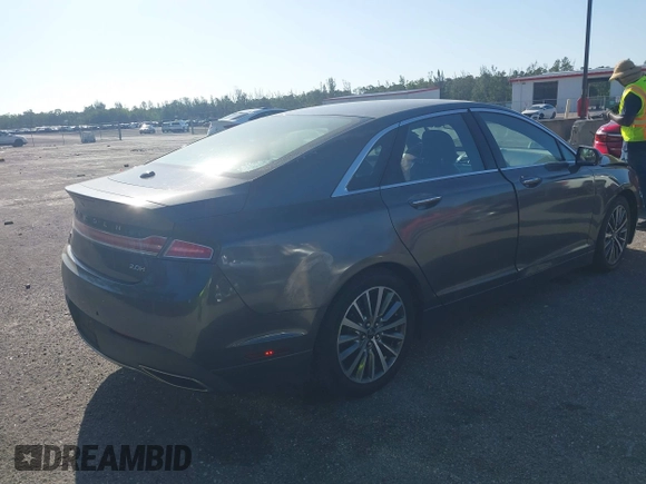2017 Lincoln MKZ Hybrid Premiere with VIN 3LN6L5KU6HR603105, listed as a IAAI auction lot 41773788 with 135,775 mi miles. Bid and sale history available at carsss.com. Image 4.