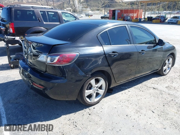 2013 Mazda 3 i SV with VIN JM1BL1TG3D1811032, listed as a IAAI auction lot 41603113 with 125,610 mi miles and . Bid and sale history available at DreamBid. Image 4.