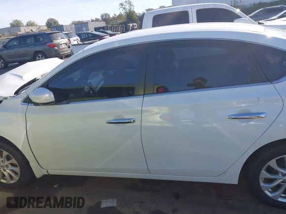 2017 Nissan Sentra SV с VIN 3N1AB7AP5HY295944, выставлен на аукционе IAAI как лот 40811623 с пробегом Не указан миль и . История ставок и продаж доступна на DreamBid. Изображение 14.