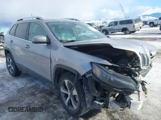 2019 Jeep Cherokee Limited with VIN 1C4PJMDX8KD141677, listed as a IAAI auction lot 41395209 with 1 mi miles. Bid and sale history available at carsss.com. Image 1.