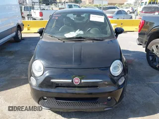 2016 FIAT 500e z VIN 3C3CFFGE7GT125711, wystawiony jako IAAI lot #42370895 z przebiegiem 26 278 mil mil oraz . Historia ofert i sprzedaży dostępna na DreamBid. Obrazek 6.