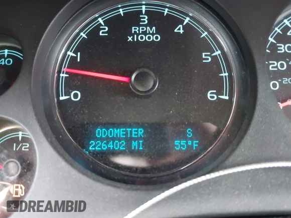 2009 Chevrolet Tahoe LTZ z VIN 1GNFK33059R297641, wystawiony jako IAAI lot #42099230 z przebiegiem 226 402 mil mil oraz . Historia ofert i sprzedaży dostępna na DreamBid. Obrazek 15.