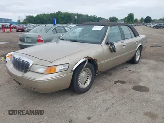 1999 Mercury Grand Marquis LS с VIN 2MEFM75W6XX630636, выставлен на аукционе IAAI как лот 42471128 с пробегом 216 223 миль миль и . История ставок и продаж доступна на DreamBid. Изображение 17.