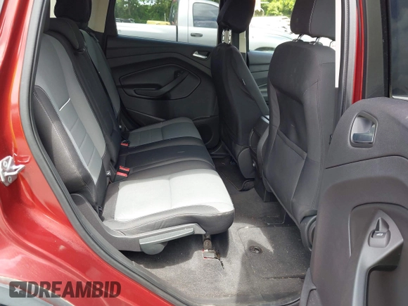 2014 Ford Escape SE z VIN 1FMCU9GX8EUC56018, wystawiony jako IAAI lot #42375937 z przebiegiem 117 341 mil mil oraz . Historia ofert i sprzedaży dostępna na DreamBid. Obrazek 8.