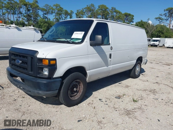 2012 Ford Econoline Cargo Commercial z VIN 1FTNE2EL3CDB10480, wystawiony jako IAAI lot #41861428 z przebiegiem 152 065 mil mil oraz . Historia ofert i sprzedaży dostępna na DreamBid. Obrazek 2.