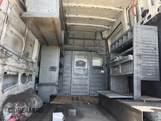 2012 Nissan NV S z VIN 1N6AF0LX6CN103133, wystawiony jako IAAI lot #42821386 z przebiegiem 214 160 mil mil oraz . Historia ofert i sprzedaży dostępna na DreamBid. Obrazek 5.