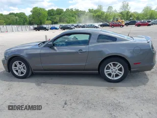 2013 Ford Mustang V6 with VIN 1ZVBP8AM0D5260795, listed as a IAAI auction lot 42222754 with 98,322 mi miles and . Bid and sale history available at carsss.com. Image 14.