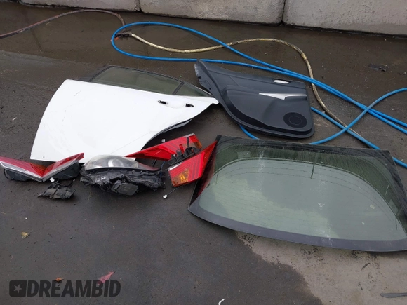 2017 Lexus IS 200t с VIN JTHBA1D28H5053744, выставлен на аукционе IAAI как лот 42397328 с пробегом 117 241 миль миль и . История ставок и продаж доступна на DreamBid. Изображение 18.