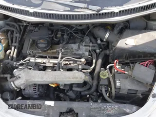 2004 Volkswagen Beetle GLS Turbo с VIN 3VWCD31Y04M324167, выставлен на аукционе IAAI как лот 42125135 с пробегом 113 604 миль миль и . История ставок и продаж доступна на DreamBid. Изображение 10.