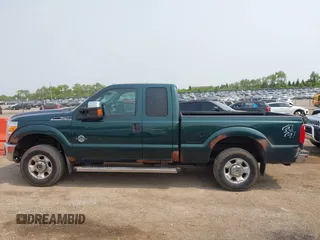 2011 Ford F-250 XL z VIN 1FT7X2BT5BEC44942, wystawiony jako IAAI lot #42383561 z przebiegiem 112 146 mil mil oraz . Historia ofert i sprzedaży dostępna na DreamBid. Obrazek 14.