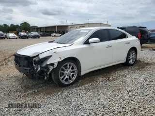 2010 Nissan Maxima SV with VIN 1N4AA5APXAC818626, listed as a Copart auction lot 61185155 with 153,233 mi miles and Salvage title. Bid and sale history available at DreamBid. Image 1.