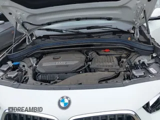 2022 BMW X2 sDrive28i z VIN WBXYH9C06N5U37719, wystawiony jako IAAI lot #42355050 z przebiegiem 33 127 mil mil oraz . Historia ofert i sprzedaży dostępna na DreamBid. Obrazek 10.