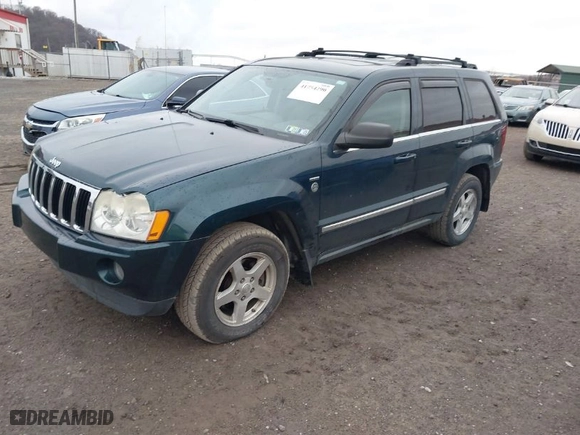 2005 Jeep Grand Cherokee Limited with VIN 1J8HR58275C551584, listed as a IAAI auction lot 41754290 with NaN miles. Bid and sale history available at carsss.com. Image 2.