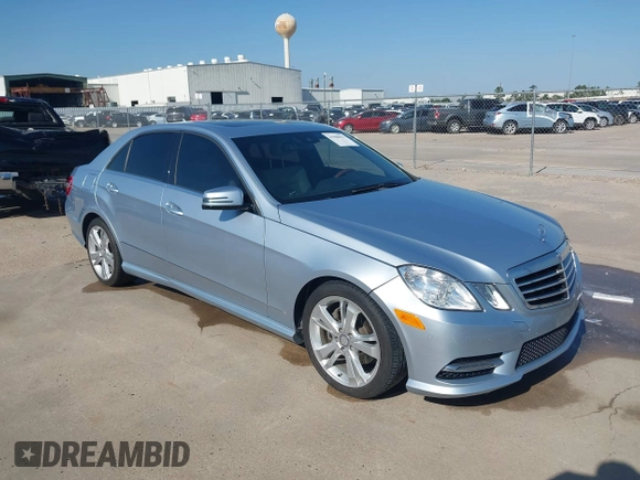 2013 Mercedes-Benz E 350 Luxury with VIN WDDHF5KB6DA733740, listed as a IAAI auction lot 41988035 with 57,350 mi miles and . Bid and sale history available at DreamBid. Image 1.