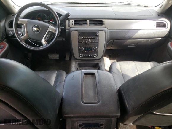 2008 Chevrolet Avalanche LTZ with VIN 3GNFK12368G177717, listed as a Copart auction lot 55958455 with 158,033 mi miles and Salvage Title. Bid and sale history available at DreamBid. Image 8.