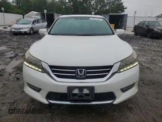 2013 Honda Accord Touring with VIN 1HGCR3F95DA026072, listed as a Copart auction lot 60533505 with 183,784 mi miles and Salvage title. Bid and sale history available at DreamBid. Image 5.