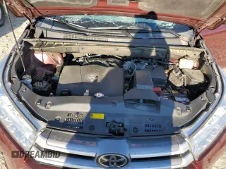 2018 Toyota Highlander SE z VIN 5TDKZRFH9JS238704, wystawiony jako Copart lot #74180764 z przebiegiem 96 037 mil mil oraz Szkoda całkowita • Salvage title. Historia ofert i sprzedaży dostępna na DreamBid. Obrazek 12.
