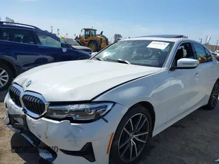 2020 BMW 3 Series 330i с VIN 3MW5R1J01L8B10868, выставлен на аукционе IAAI как лот 42335176 с пробегом 36 055 миль миль и . История ставок и продаж доступна на DreamBid. Изображение 6.