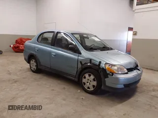 2002 Toyota ECHO with VIN JTDBT123820221152, listed as a IAAI auction lot 41590441 with 150,421 mi miles. Bid and sale history available at carsss.com. Image 1.