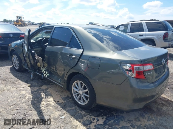 2012 Toyota Camry L z VIN 4T1BF1FK0CU506491, wystawiony jako IAAI lot #37661692 z przebiegiem 144 225 mil mil oraz . Historia ofert i sprzedaży dostępna na DreamBid. Obrazek 3.
