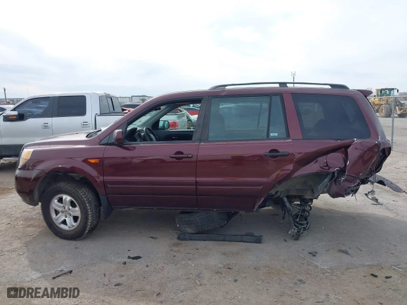 2008 Honda Pilot VP with VIN 5FNYF28298B024958, listed as a IAAI auction lot 41795162 with 196,394 mi miles. Bid and sale history available at carsss.com. Image 13.