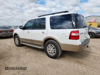 2014 Ford Expedition XLT with VIN 1FMJU1H52EEF45864, listed as a Copart auction lot 61822085 with 131,299 mi miles and Clean title. Bid and sale history available at DreamBid. Image 2.