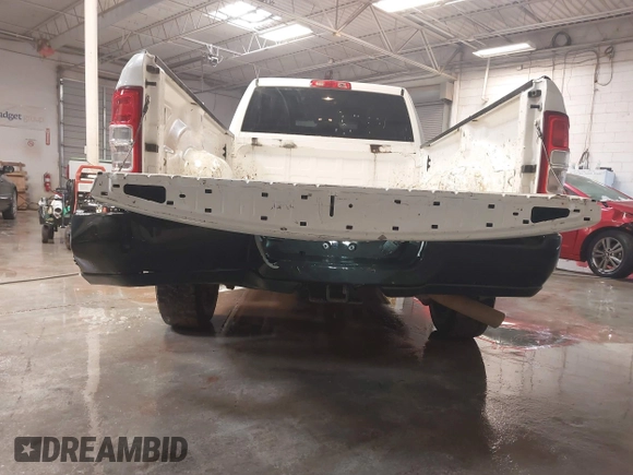 2022 Ram 2500 Tradesman with VIN 3C6UR4HJ0NG120662, listed as a IAAI auction lot 41488577 with 65,602 mi miles and . Bid and sale history available at DreamBid. Image 16.