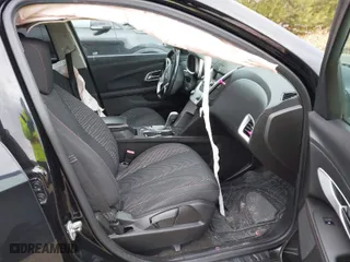 2010 Chevrolet Equinox LT w/1LT with VIN 2CNFLEEW3A6345412, listed as a IAAI auction lot 41633213 with 147,467 mi miles. Bid and sale history available at carsss.com. Image 5.