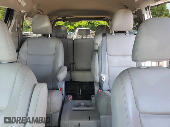 2020 Toyota Sienna XLE Auto Access Seat с VIN 5TDYZ3DC4LS029257, выставлен на аукционе Copart как лот 56777725 с пробегом 53 574 миль миль и Списание • Salvage title. История ставок и продаж доступна на DreamBid. Изображение 10.