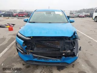 2019 Hyundai Kona SE with VIN KM8K12AA4KU227000, listed as a IAAI auction lot 41106840 with 143,657 mi miles. Bid and sale history available at carsss.com. Image 6.