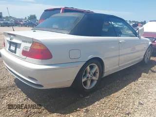 2002 BMW 3 Series 325Ci z VIN WBABS33442PG83320, wystawiony jako IAAI lot #42551040 z przebiegiem 98 189 mil mil oraz . Historia ofert i sprzedaży dostępna na DreamBid. Obrazek 4.