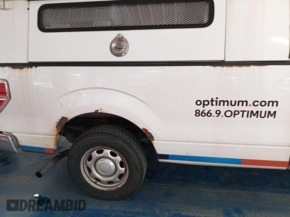 2013 Ford F-150 XL с VIN 1FTMF1EM2DKE77413, выставлен на аукционе IAAI как лот 42679287 с пробегом 185 602 миль миль и . История ставок и продаж доступна на DreamBid. Изображение 14.