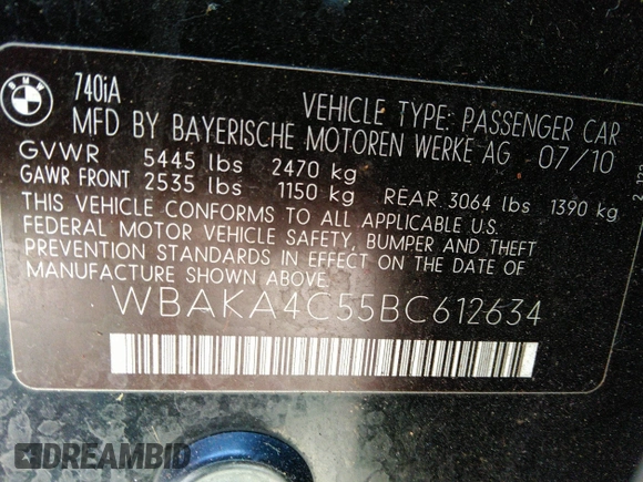 2011 BMW 7 Series 740i with VIN WBAKA4C55BC612634, listed as a IAAI auction lot 35404385 with 156,003 mi miles. Bid and sale history available at carsss.com. Image 9.