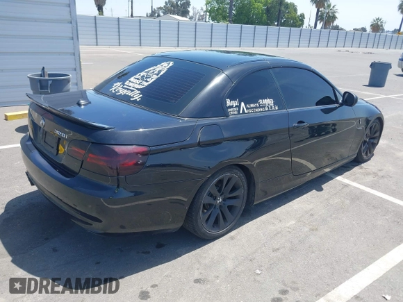 2011 BMW 3 Series 328i z VIN WBADW7C58BE544829, wystawiony jako IAAI lot #42244717 z przebiegiem 248 714 mil mil oraz . Historia ofert i sprzedaży dostępna na DreamBid. Obrazek 4.