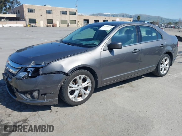 2012 Ford Fusion SE z VIN 3FAHP0HA8CR401382, wystawiony jako IAAI lot #41739680 z przebiegiem 73 404 mil mil oraz . Historia ofert i sprzedaży dostępna na DreamBid. Obrazek 17.
