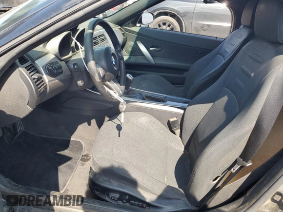 2006 BMW Z4 3.0i with VIN 4USBU33546LW58847, listed as a Copart auction lot 60427135 with 119,808 mi miles and Salvage title. Bid and sale history available at DreamBid. Image 7.
