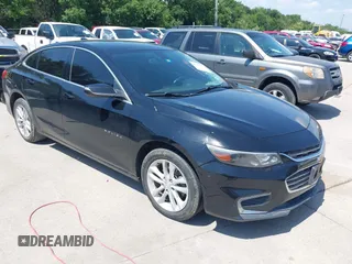 2018 Chevrolet Malibu LT z VIN 1G1ZD5ST7JF162733, wystawiony jako IAAI lot #42387379 z przebiegiem 135 838 mil mil oraz . Historia ofert i sprzedaży dostępna na DreamBid. Obrazek 1.