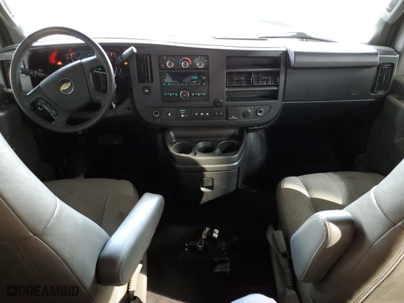 2019 Chevrolet Express Passenger LT with VIN 1GAZGPFGXK1367770, listed as a Copart auction lot 43378515 with 230,974 mi miles and Clean Title. Bid and sale history available at carsss.com. Image 8.