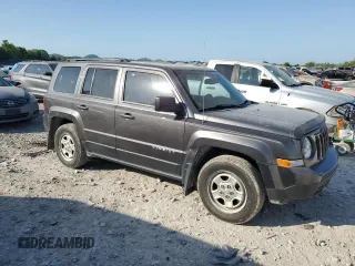 2016 Jeep Patriot Sport with VIN 1C4NJPBA0GD600795, listed as a Copart auction lot 53613385 with 133,586 mi miles and Clean Title. Bid and sale history available at carsss.com. Image 4.