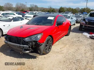 2013 Hyundai Genesis Coupe R-Spec z VIN KMHHT6KD5DU097915, wystawiony jako IAAI lot #41813059 z przebiegiem 150 393 mil mil oraz . Historia ofert i sprzedaży dostępna na DreamBid. Obrazek 2.