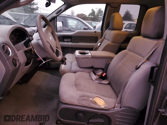 2006 Ford F-150 XL with VIN 1FTPX12VX6FB64919, listed as a Copart auction lot 85459844 with 205,074 mi miles and Clean Title. Bid and sale history available at carsss.com. Image 7.