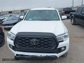 2023 Toyota Tacoma 2WD SR with VIN 3TYAX5GN0PT068597, listed as a IAAI auction lot 41603109 with 33,279 mi miles. Bid and sale history available at carsss.com. Image 11.
