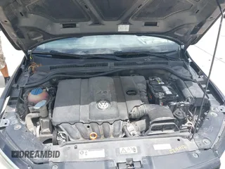 2011 Volkswagen Jetta SE с VIN 3VWDX7AJ5BM327343, выставлен на аукционе IAAI как лот 42685354 с пробегом 272 384 миль миль и . История ставок и продаж доступна на DreamBid. Изображение 10.