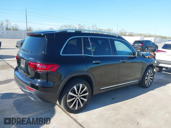 2023 Mercedes-Benz GLB 250 z VIN W1N4M4GB7PW265227, wystawiony jako IAAI lot #41863342 z przebiegiem 31 452 mil mil oraz . Historia ofert i sprzedaży dostępna na DreamBid. Obrazek 4.