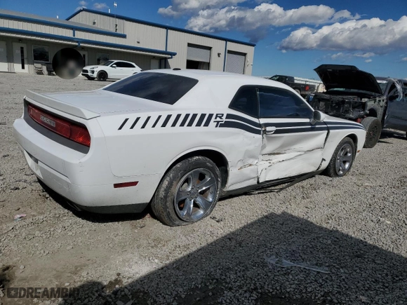 2012 Dodge Challenger SXT Plus with VIN 2C3CDYAG7CH128168, listed as a Copart auction lot 47273945 with 196,025 mi miles and Salvage Title. Bid and sale history available at carsss.com. Image 3.