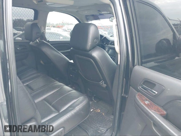 2008 GMC Sierra Denali z VIN 2GTEK638681194151, wystawiony jako IAAI lot #41613870 z przebiegiem 148 503 mil mil oraz . Historia ofert i sprzedaży dostępna na DreamBid. Obrazek 8.