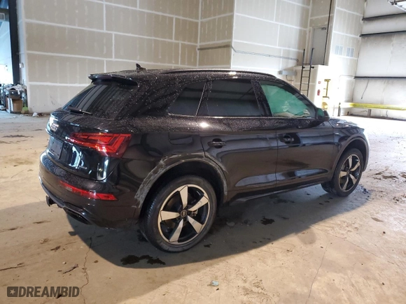 2023 Audi Q5 S line Prestige with VIN WA1FAAFY6P2126012, listed as a Copart auction lot 85683464 with 8,367 mi miles and Salvage Title. Bid and sale history available at carsss.com. Image 3.