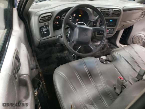 2000 Chevrolet S-10 LS with VIN 1GCCS1456YK266190, listed as a Copart auction lot 86311344 with 82,716 mi miles and Clean Title. Bid and sale history available at carsss.com. Image 8.
